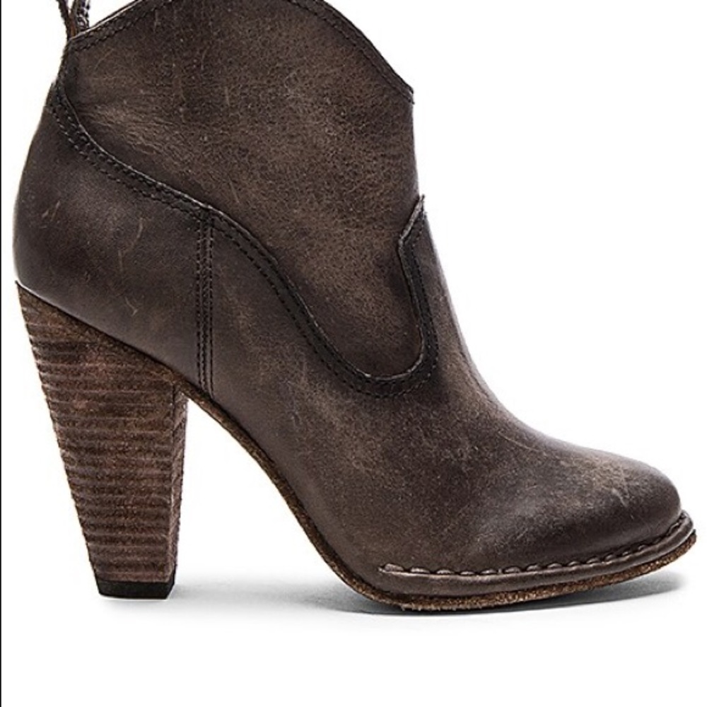 Frye Madeline Short Boots Sz 7
